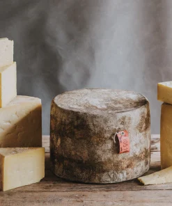 Quickes Mature Farmhouse Cheddar